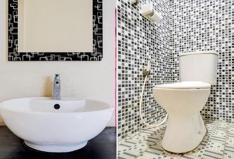 Пансион Radio Backpacker Guesthouse