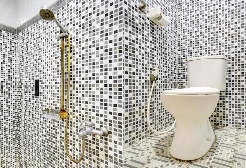 Пансион Radio Backpacker Guesthouse