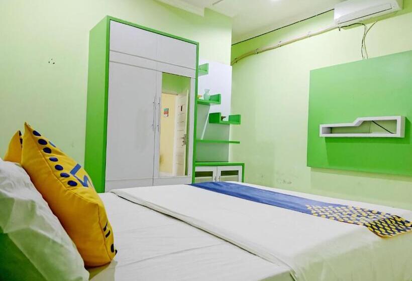 Пансион Radio Backpacker Guesthouse