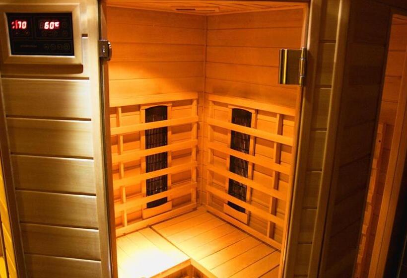 پانسیون Vila Pod Bránou