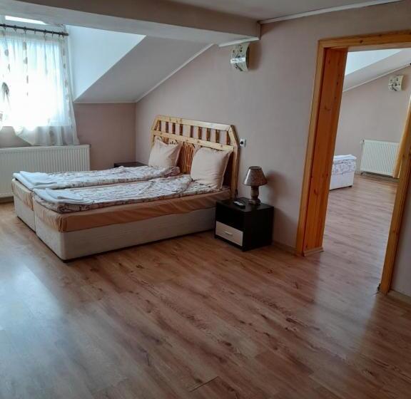 펜션 Yana Guest House