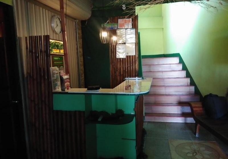 هاستل Aosmec Square