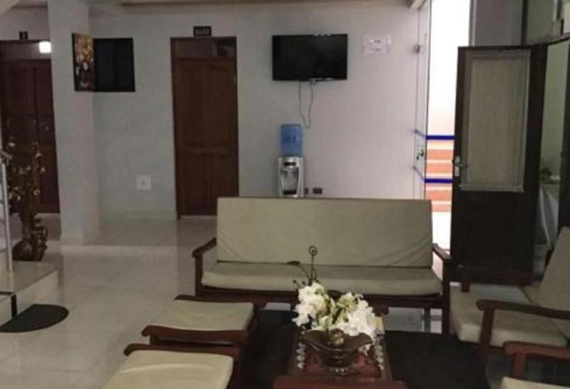 هاستل Hostal Jem