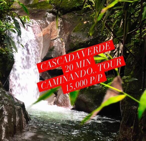 هتل Miradores Del Oso Perezoso