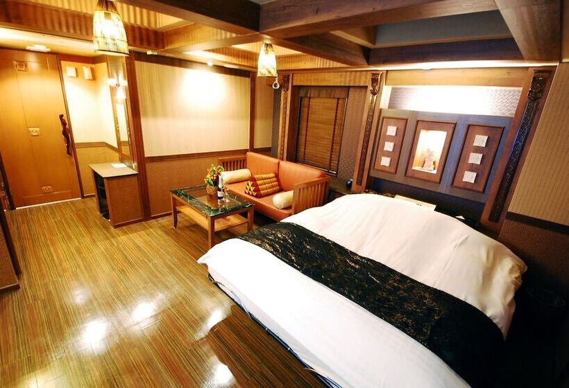 هتل Vanilla Resort Kawagoe Adults Only