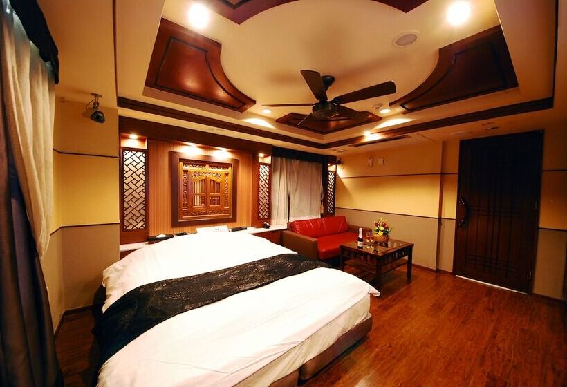 호텔 Vanilla Resort Kawagoe Adults Only