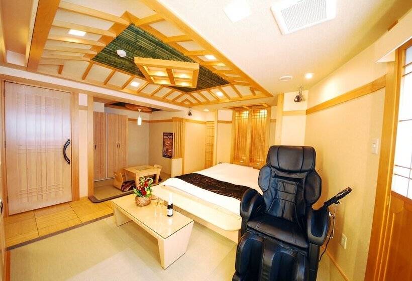 호텔 Vanilla Resort Kawagoe Adults Only