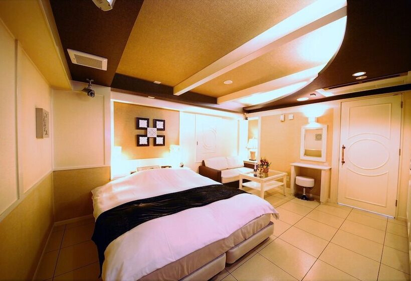 هتل Vanilla Resort Kawagoe Adults Only