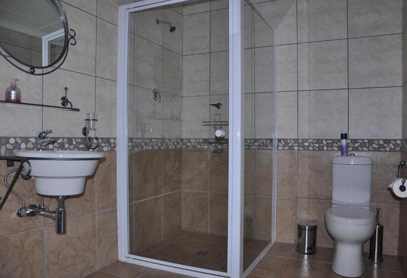 بنسيون Berg En Dal Guesthouse