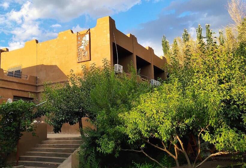 Pensjonat Dunhuang Jinshe Times Inn