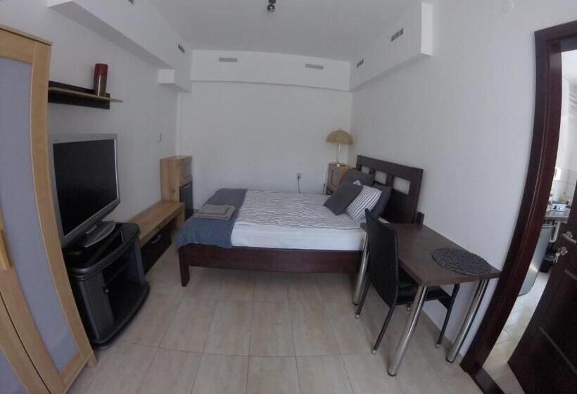 Пансион Dózsaház