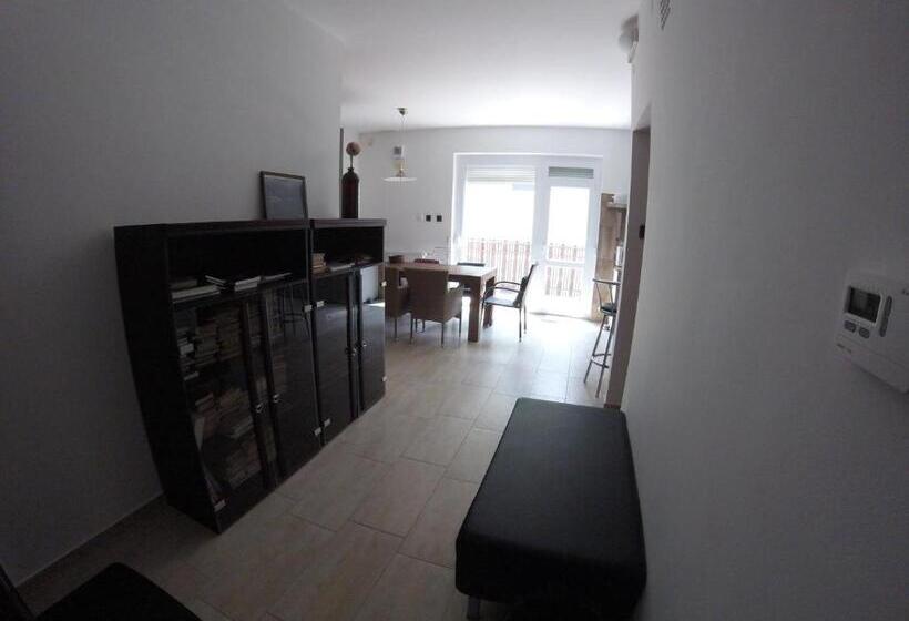 Пансион Dózsaház