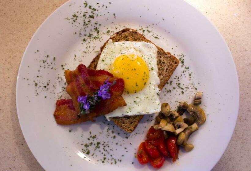 Пансион Glenfinnan Guest House