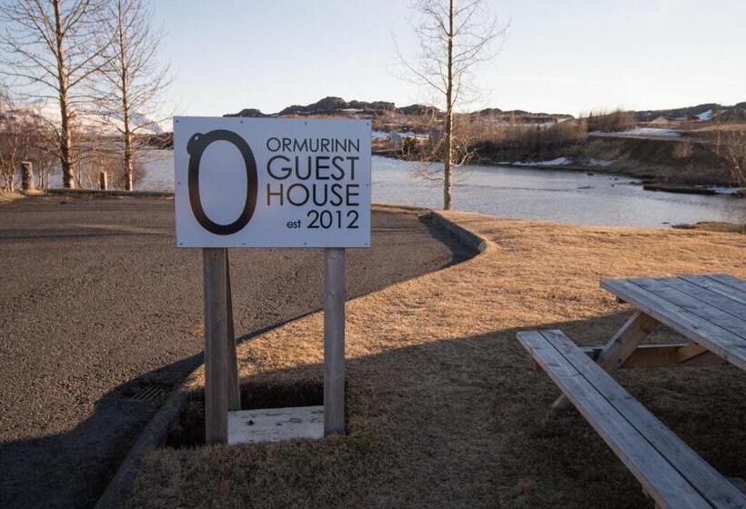 پانسیون Ormurinn Guesthouse