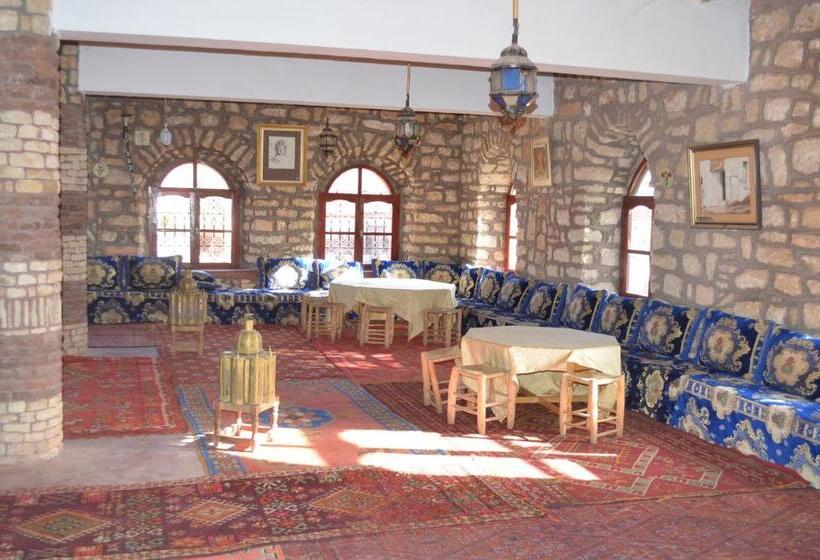 ユースホステル Auberge Restaurant Telouet