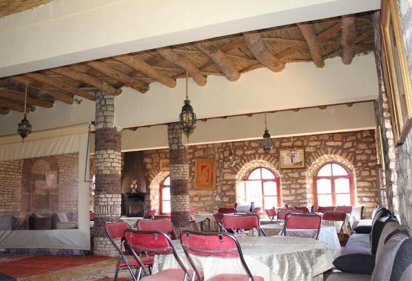 ユースホステル Auberge Restaurant Telouet