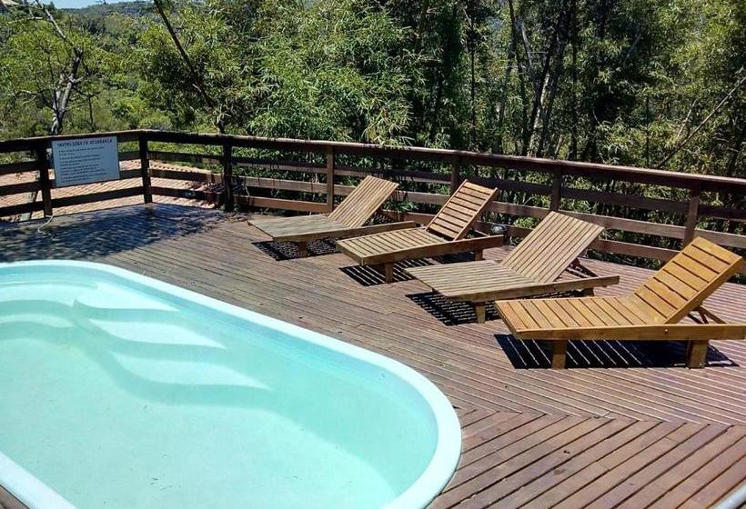 ユースホステル Pousada La Creación