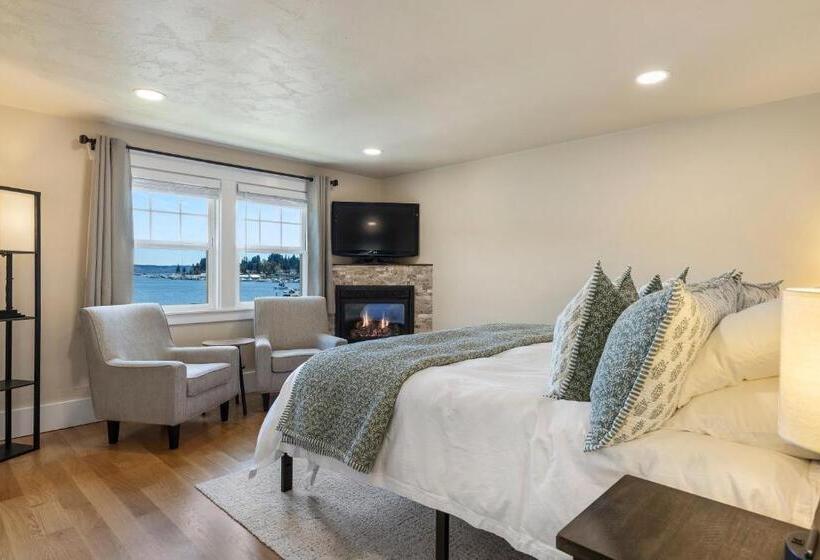 فندق صغير Waterfront Inn