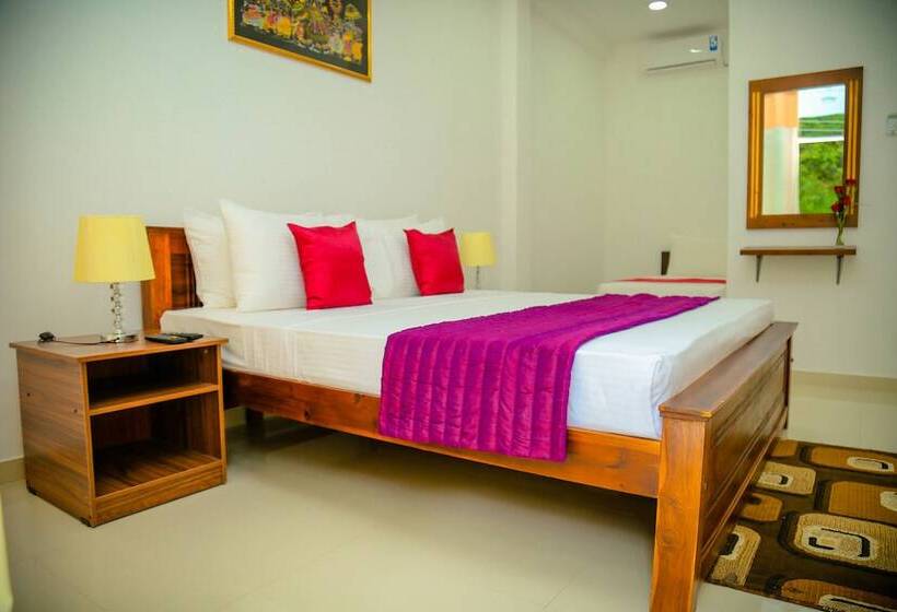 호텔 Nelinsa Kandy