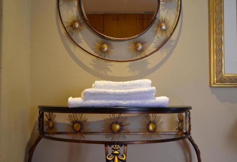 Пансион Kayalako On 4th Avenue