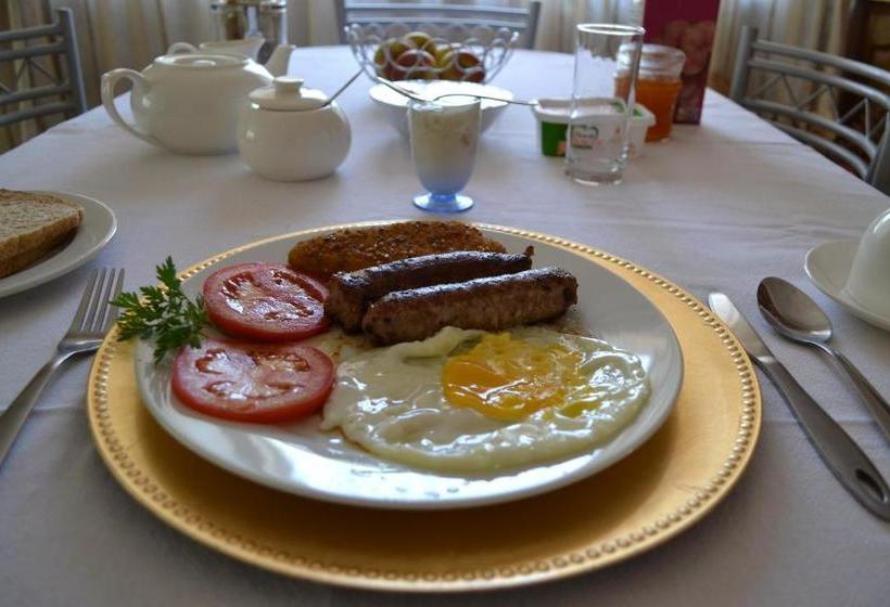 Пансион Kayalako On 4th Avenue