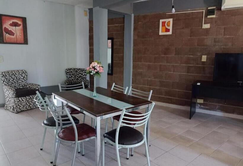 펜션 Complejo Navi