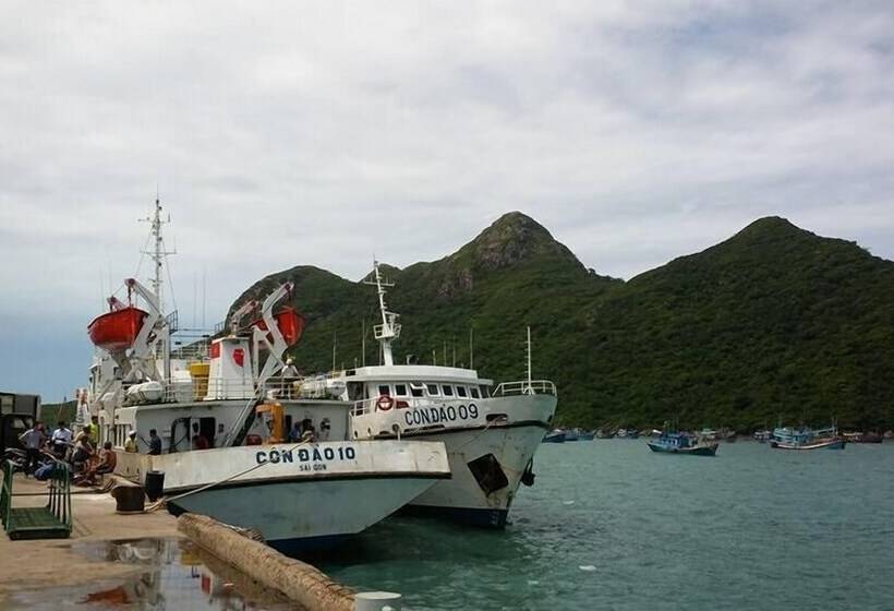 پانسیون Nha Khach Con Dao