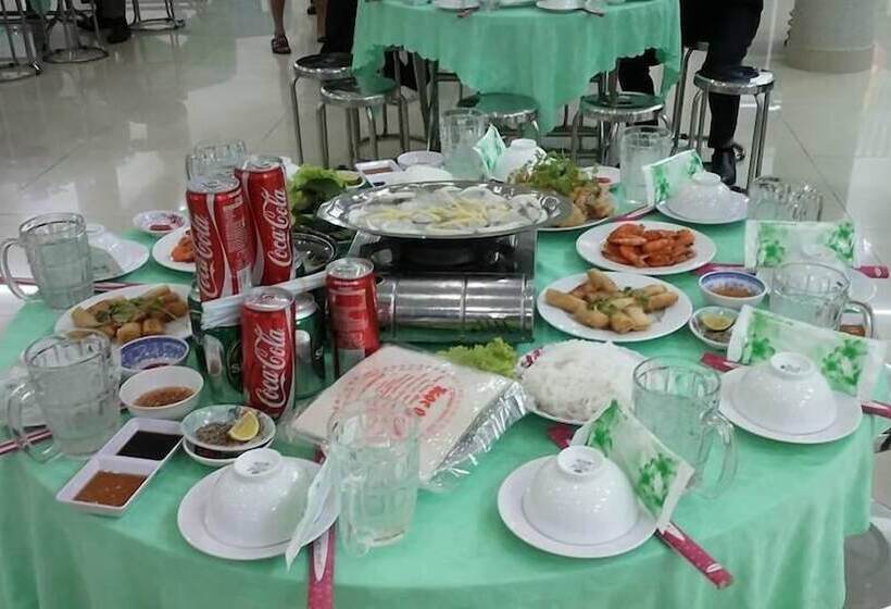 پانسیون Nha Khach Con Dao