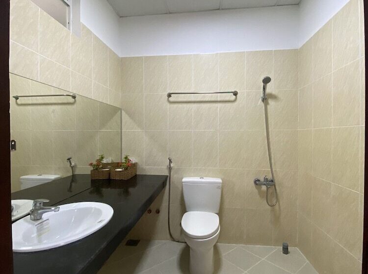 پانسیون Nha Khach Con Dao