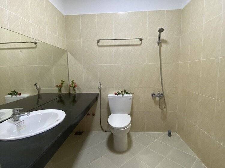 پانسیون Nha Khach Con Dao