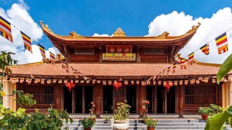 پانسیون Nha Khach Con Dao