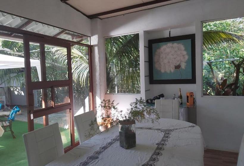 ペンション Hostal Gualingo