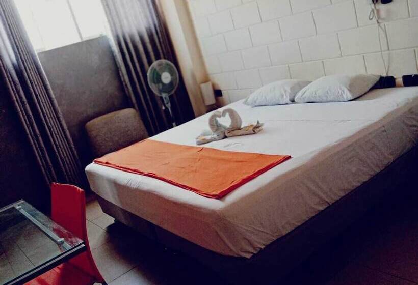 بنسيون Ivankaa Hostel