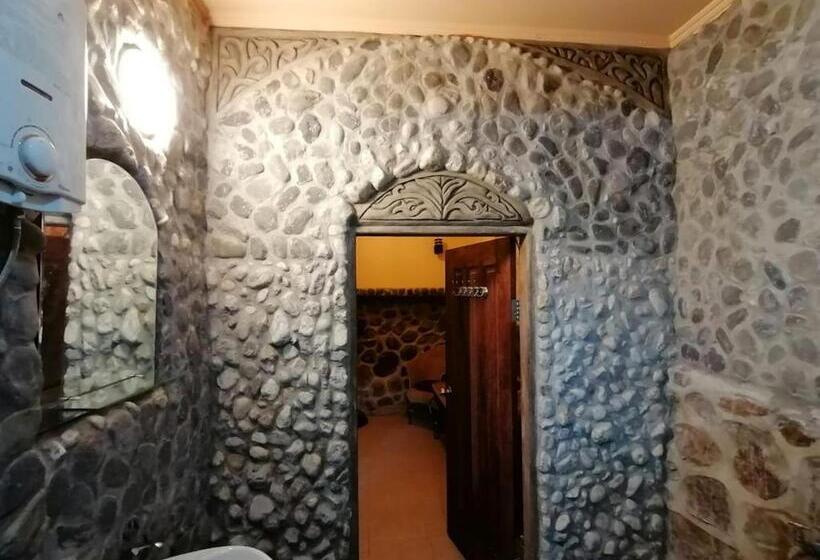 پانسیون Kupu Kupu Garden Guest House & Cafe