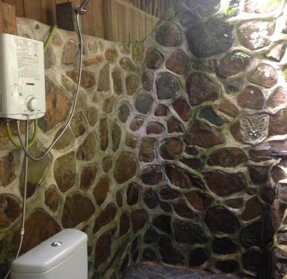 펜션 Kupu Kupu Garden Guest House & Cafe