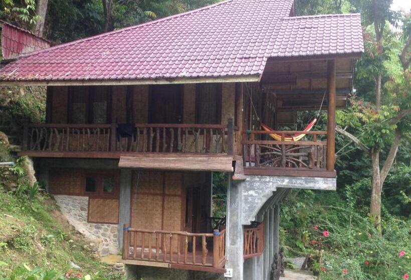 펜션 Kupu Kupu Garden Guest House & Cafe