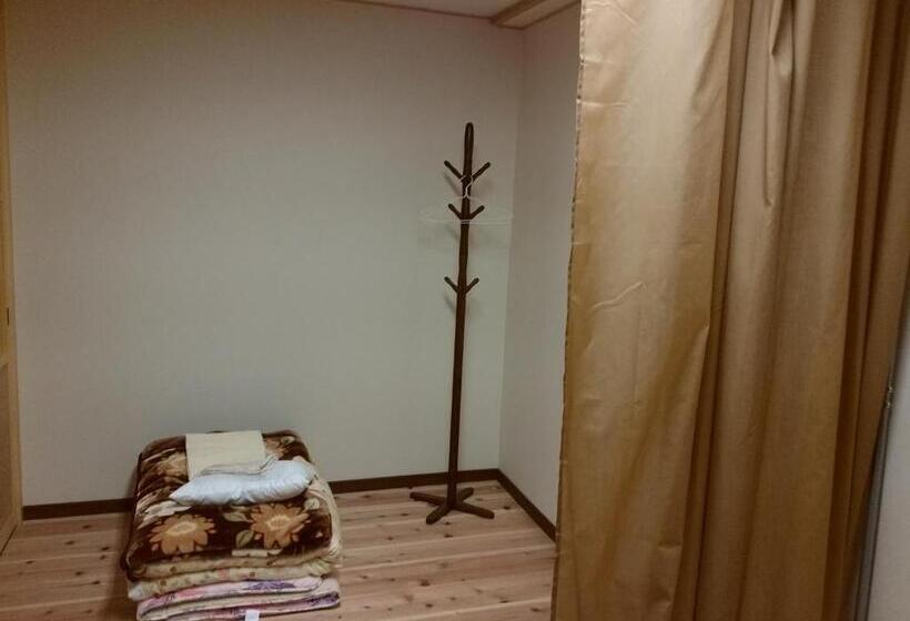 פנסיון Marugame Guest House Wellkame