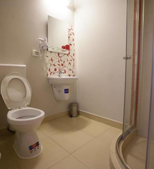 פנסיון Matia Resort