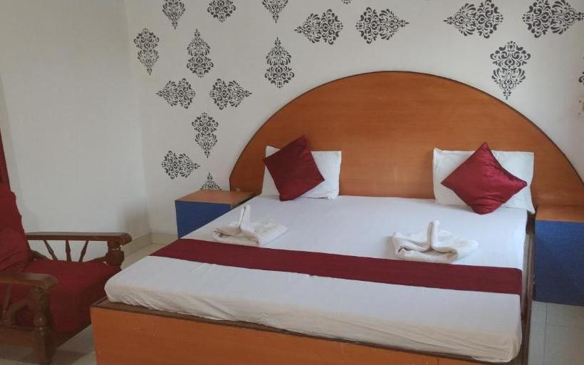 بنسيون Mohit Paying Guest House