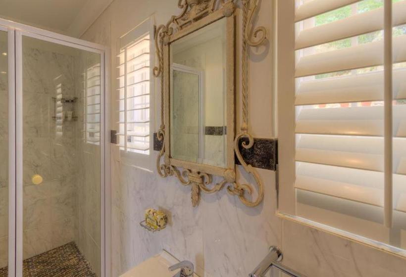 بنسيون Penguin Palace