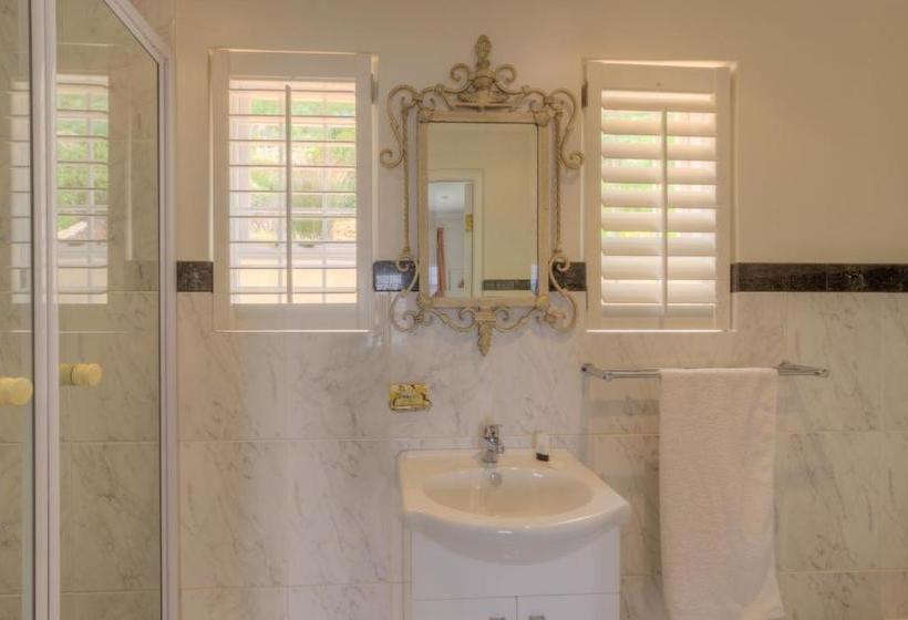 بنسيون Penguin Palace