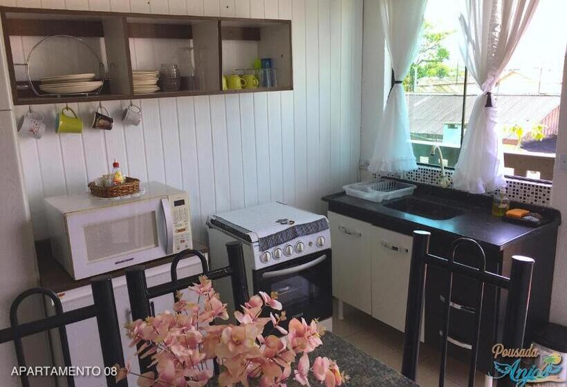 Пансион Pousada Anjos à 2 Quadras Do Mar