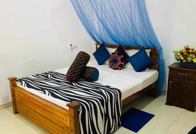 膳宿费 Priyavimana Resort