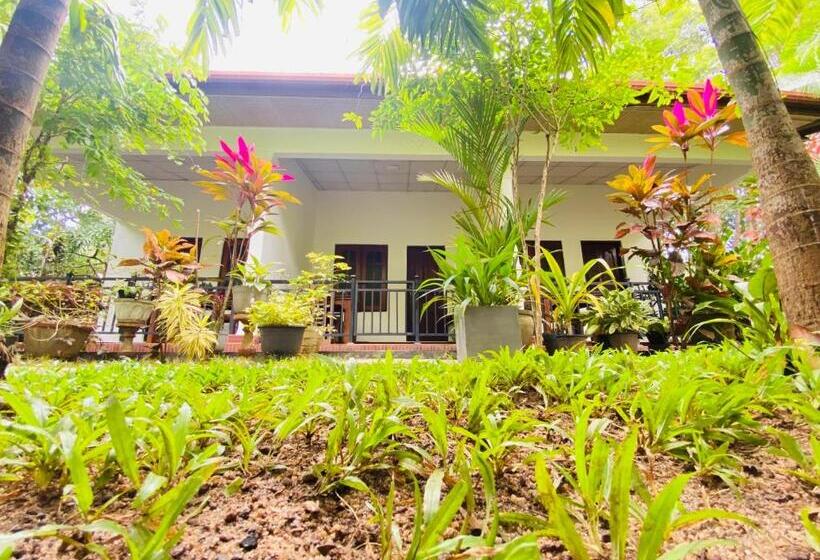 膳宿费 Priyavimana Resort