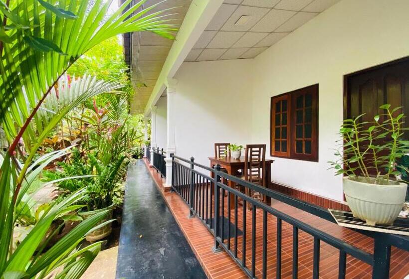 膳宿费 Priyavimana Resort