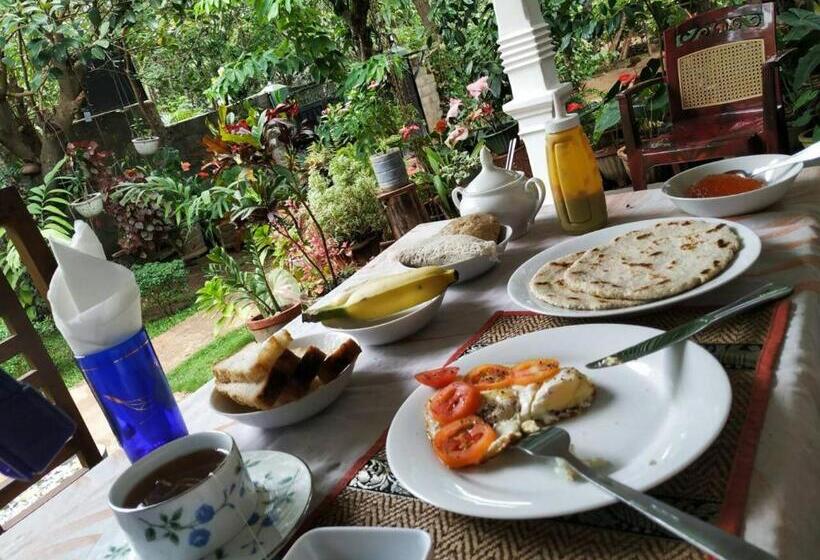 膳宿费 Priyavimana Resort