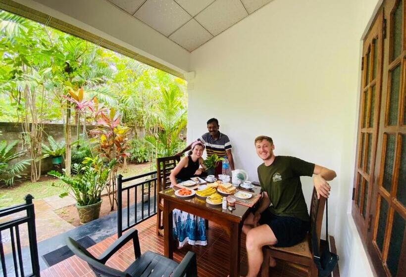 膳宿费 Priyavimana Resort