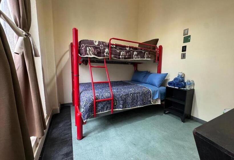 Пансион Rooms Zocalo