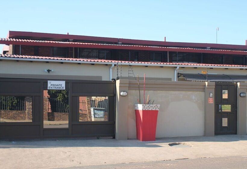 بنسيون Sleep Time Guest Lodge