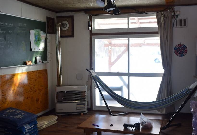 بنسيون Tabibitoyado Shoei   Hostel